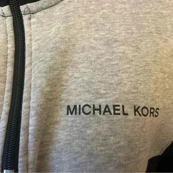 Michael Kors 1/4 Zip Grey and Black Pullover Jacket Sweatshirt Size Largege - Picture 2 of 3